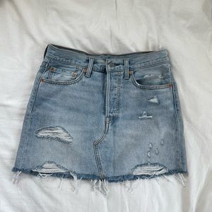 Levi’s denim skirt